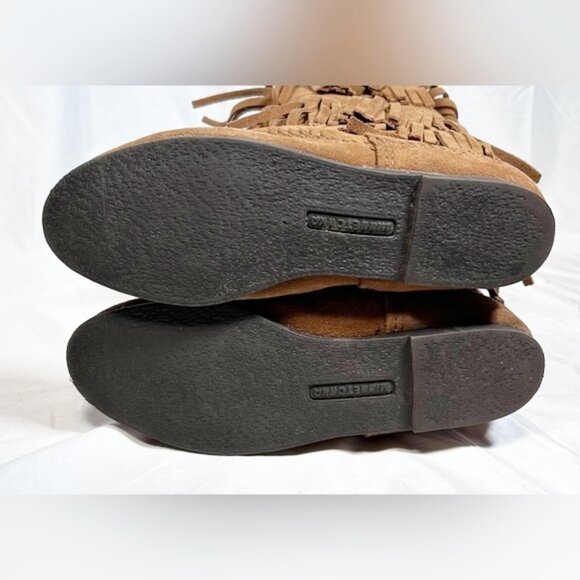Minnetonka Brown Suede 3 Layer Fringe Moccasin Boots~6~ - Picture 5 of 6